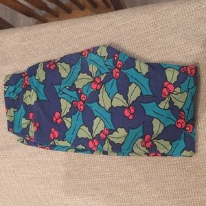 Mistletoe Lularoe leggings